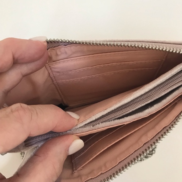 Urban Outfitters NWT Velvet Wallet Crossbody Bag - Picture 4 of 10